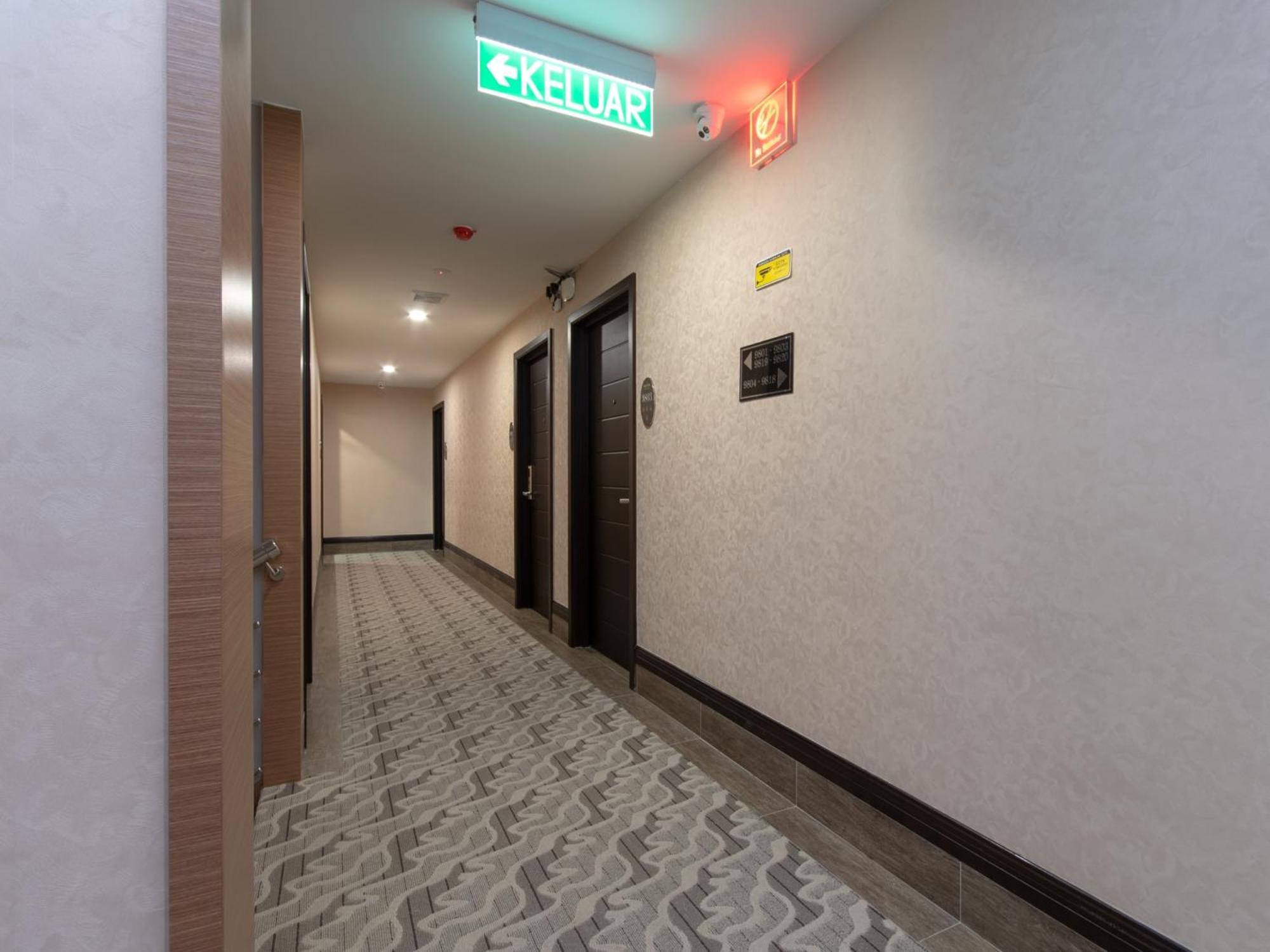 Super Oyo 89375 Regent Hotel Keningau Bagian luar foto