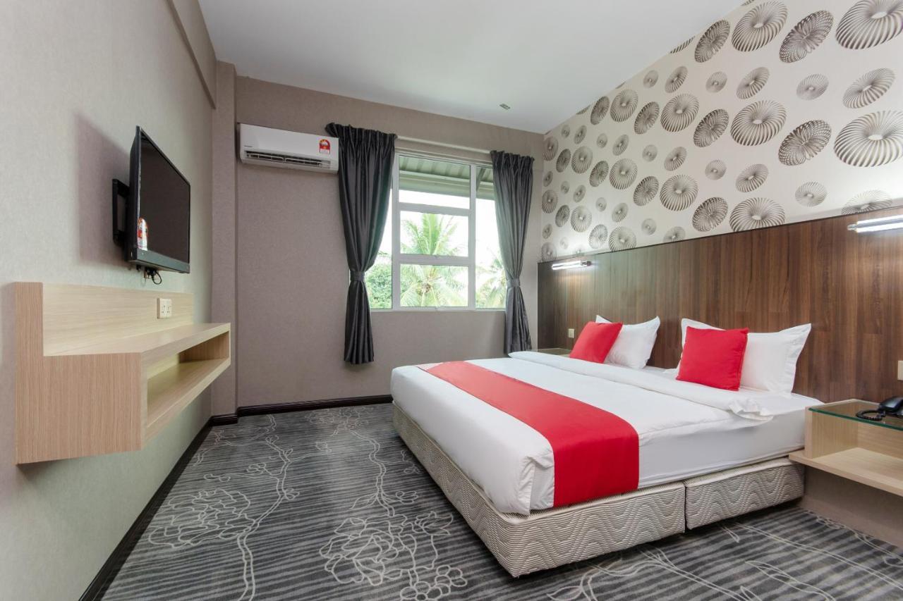 Super Oyo 89375 Regent Hotel Keningau Bagian luar foto