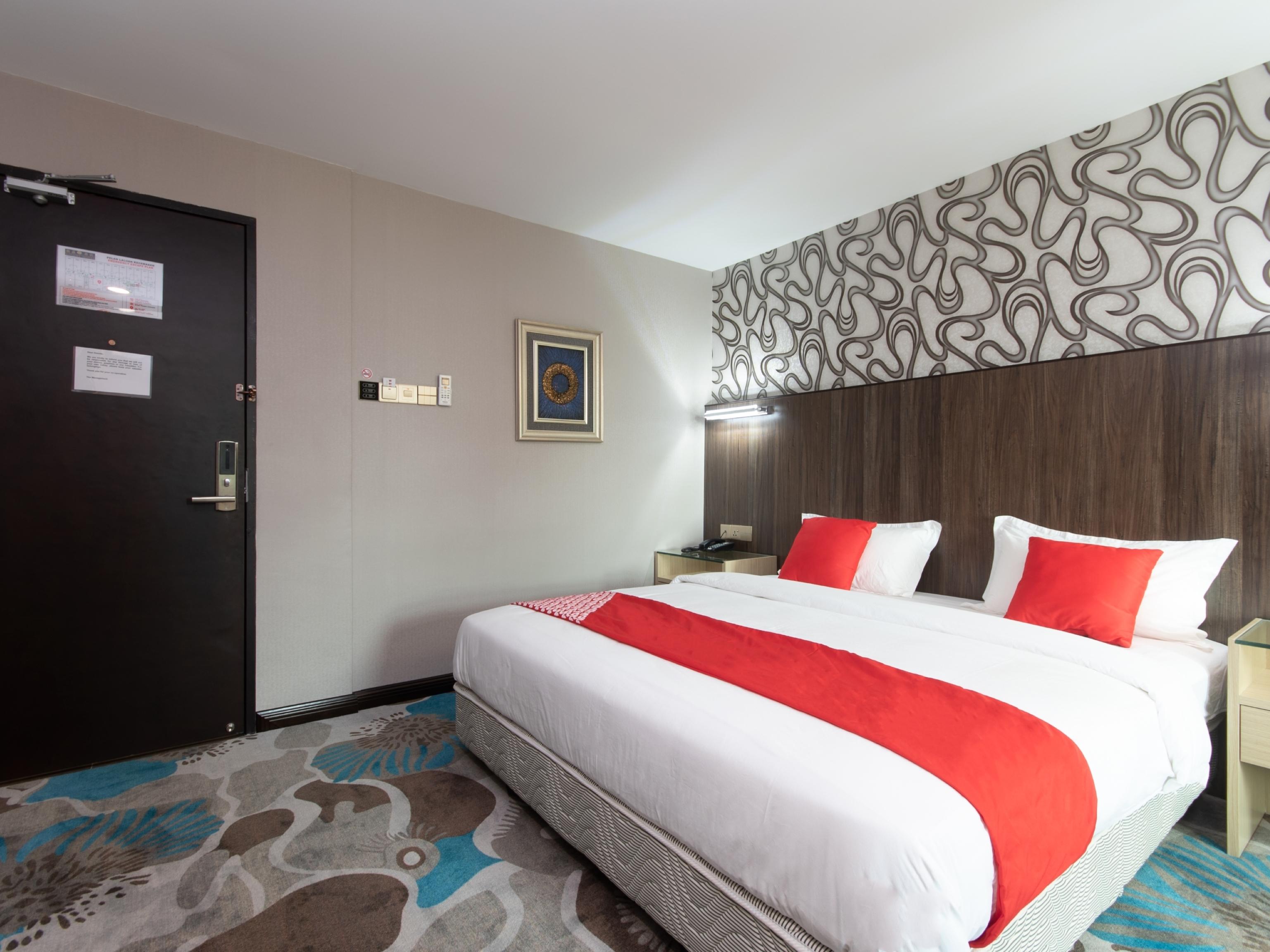 Super Oyo 89375 Regent Hotel Keningau Bagian luar foto