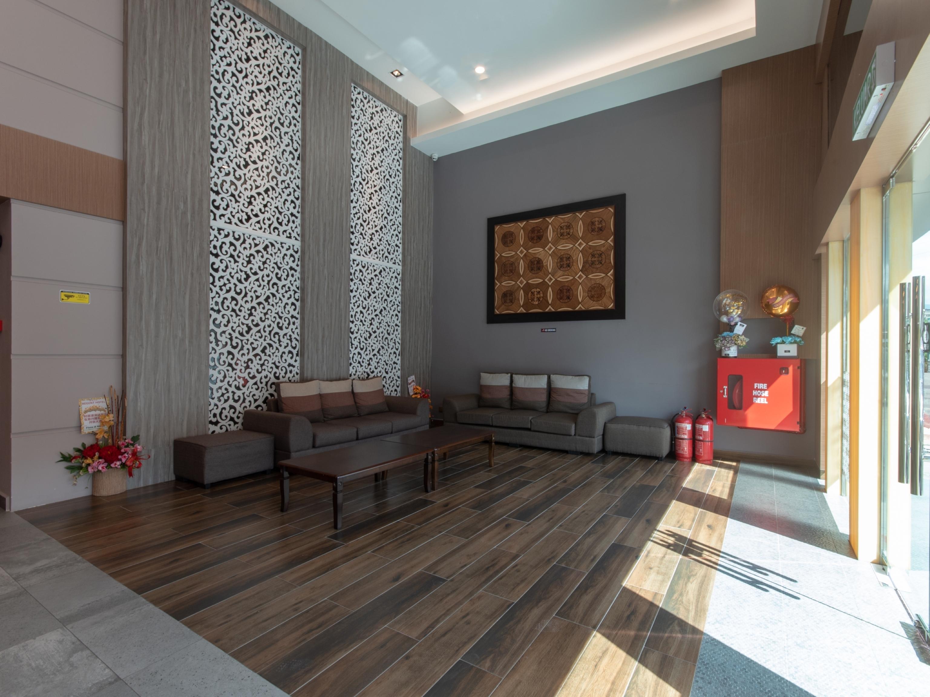 Super Oyo 89375 Regent Hotel Keningau Bagian luar foto